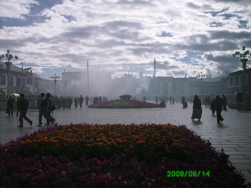 ALasha01 (3).JPG - Morning at temple square